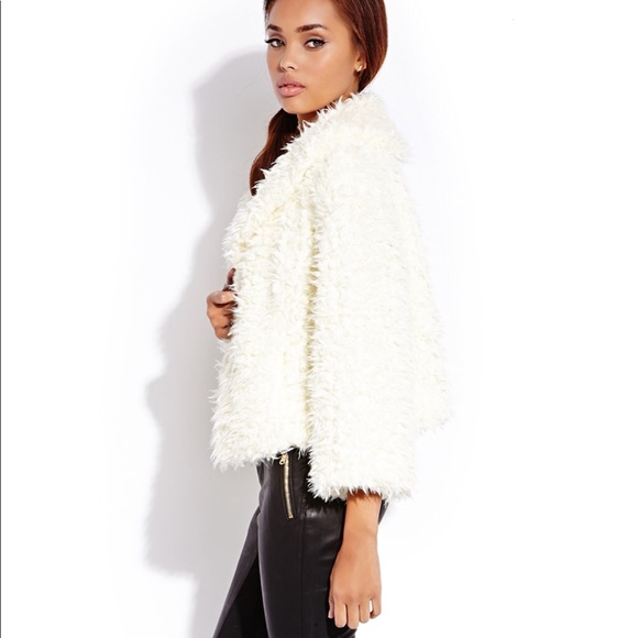 Forever 21 Jackets & Blazers - Fuzzy Cream Jacket